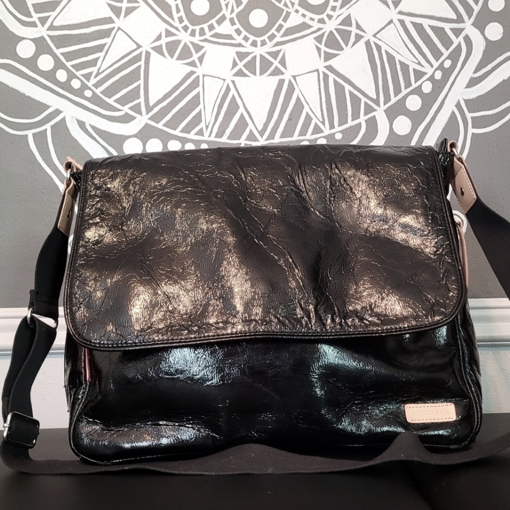 Storksak Black Baby Messenger Diaper Bag